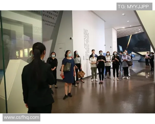 徐昕的艺术之路：从创作到影响力的全面探索与反思