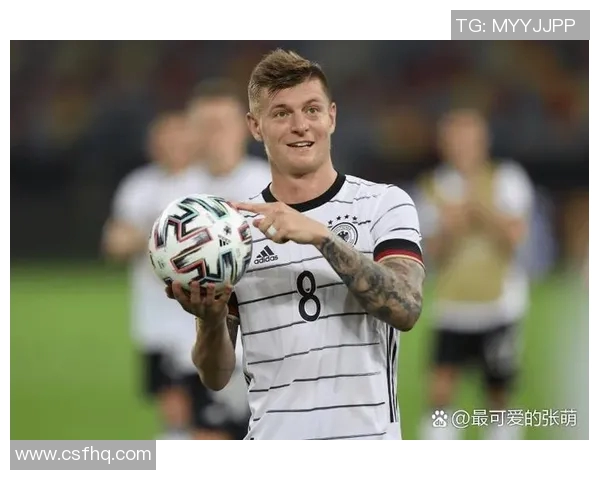 登贝莱在球场上的闪耀表现引发众多球迷热议与期待未来发展潜力分析